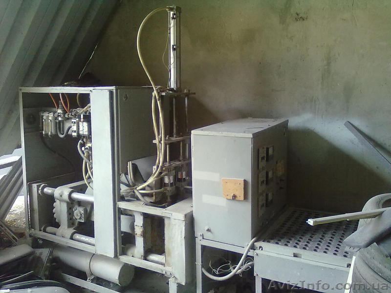 Выдувная машина \пет бутылки 450 шт час. Б у - <ro>Изображение</ro><ru>Изображение</ru> #1, <ru>Объявление</ru> #791816