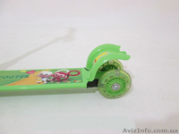 Детский самокат Scooter зеленый (светящиеся колеса)  - <ro>Изображение</ro><ru>Изображение</ru> #2, <ru>Объявление</ru> #1248149