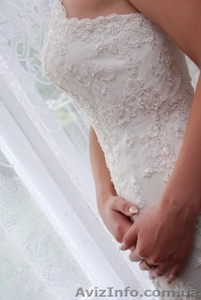 Продам очень красивое свадебное платье  La Sposa - <ro>Изображение</ro><ru>Изображение</ru> #1, <ru>Объявление</ru> #72571