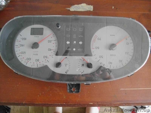 приборна панель щиток приладів Renault Megan Scenic 