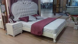 Кровать
