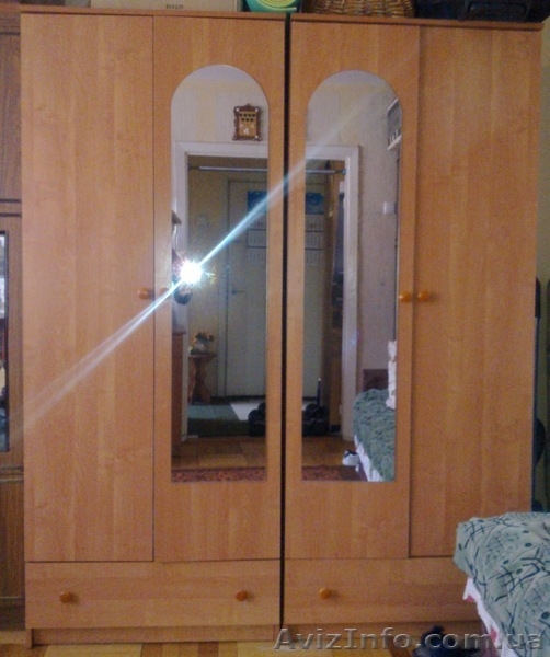 Шафа,Туалетний столик ,Тумба під телевізор,тумби - <ro>Изображение</ro><ru>Изображение</ru> #6, <ru>Объявление</ru> #593220