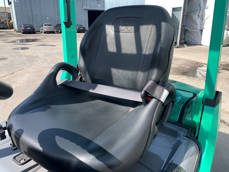 Вилочный автопогрузчик Mitsubishi на 1.5 тонны 2020 года, на пневмошинах - <ro>Изображение</ro><ru>Изображение</ru> #9, <ru>Объявление</ru> #1744044